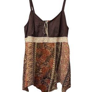 Vintage y2k fairycore flowy top with sharkbite hemline, size 20W